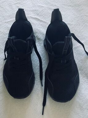 Reebok shoes size 13 little kids NWT